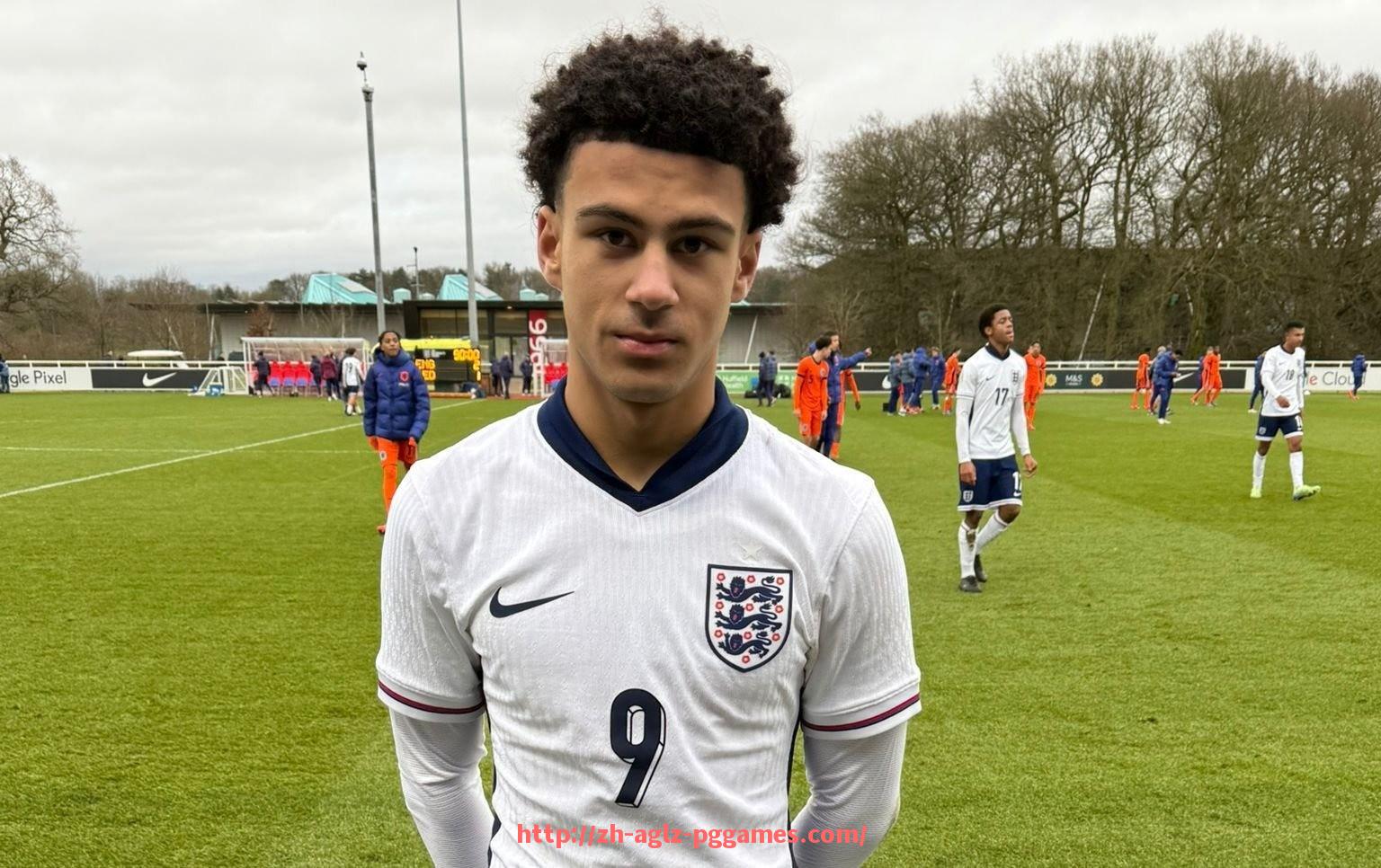 PG模拟器官方网站-2025年NBA选秀热门球员详细档案与技能特长全面介绍