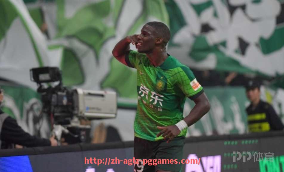 PG模拟器官方网站-世俱杯中路渗透型球员传球成功率数据统计与战术贡献研究